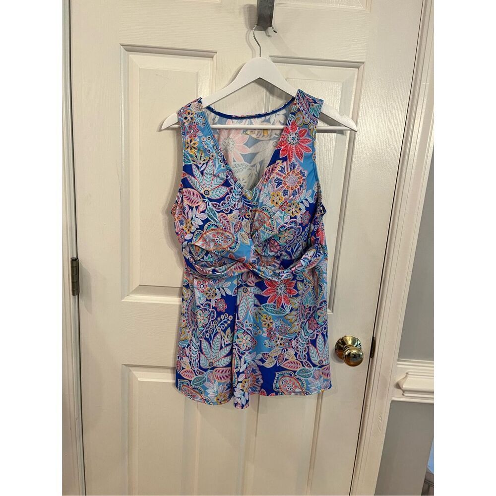 Ambernoon II Blue Retro Flower Print Twist Front UPF 50 Tankini Top sz 18W NWOT